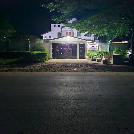 64 Zenj House Luxury Airport B&B Mbweni 外观 照片