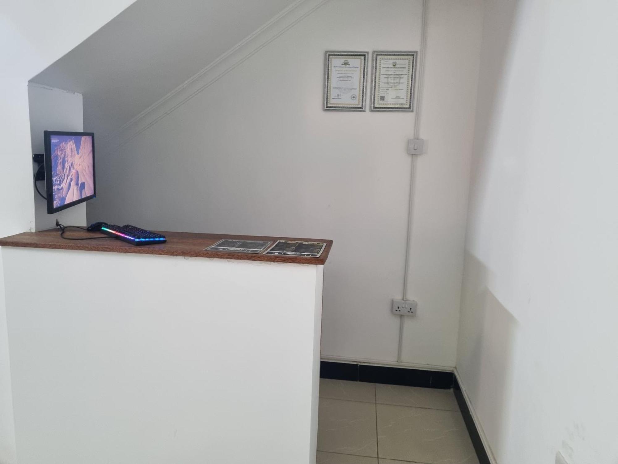 64 Zenj House Luxury Airport B&B Mbweni 外观 照片
