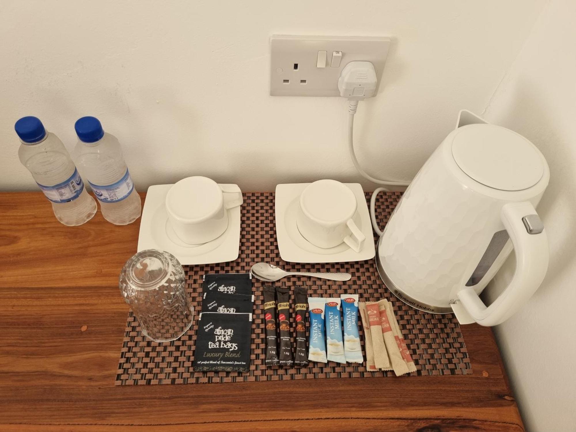 64 Zenj House Luxury Airport B&B Mbweni 外观 照片
