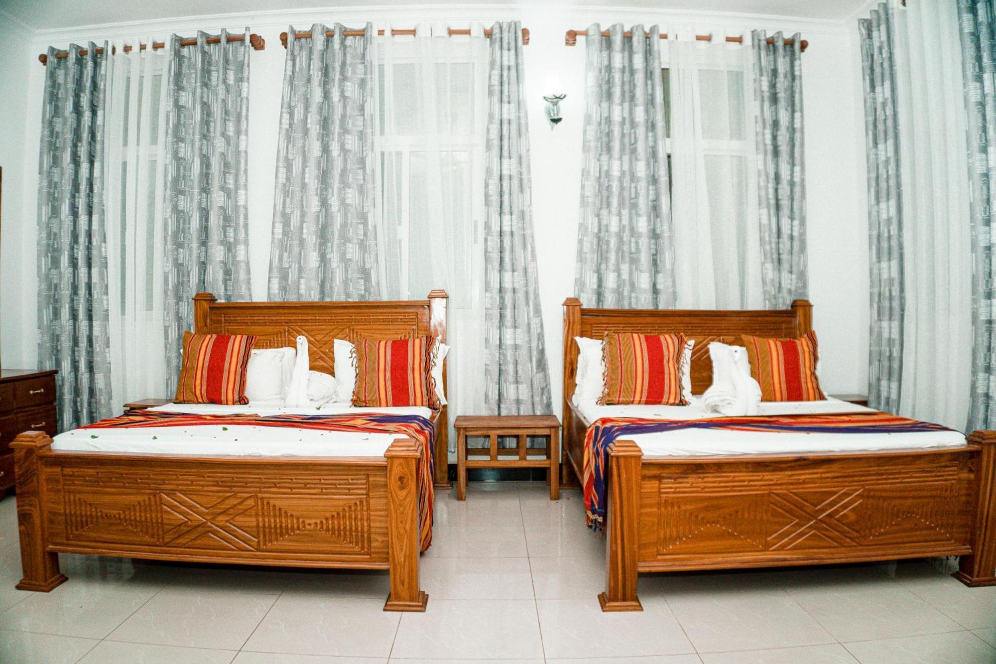 64 Zenj House Luxury Airport B&B Mbweni 外观 照片
